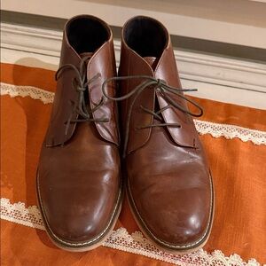 Kenneth Cole Brown Leather Chukka Boots